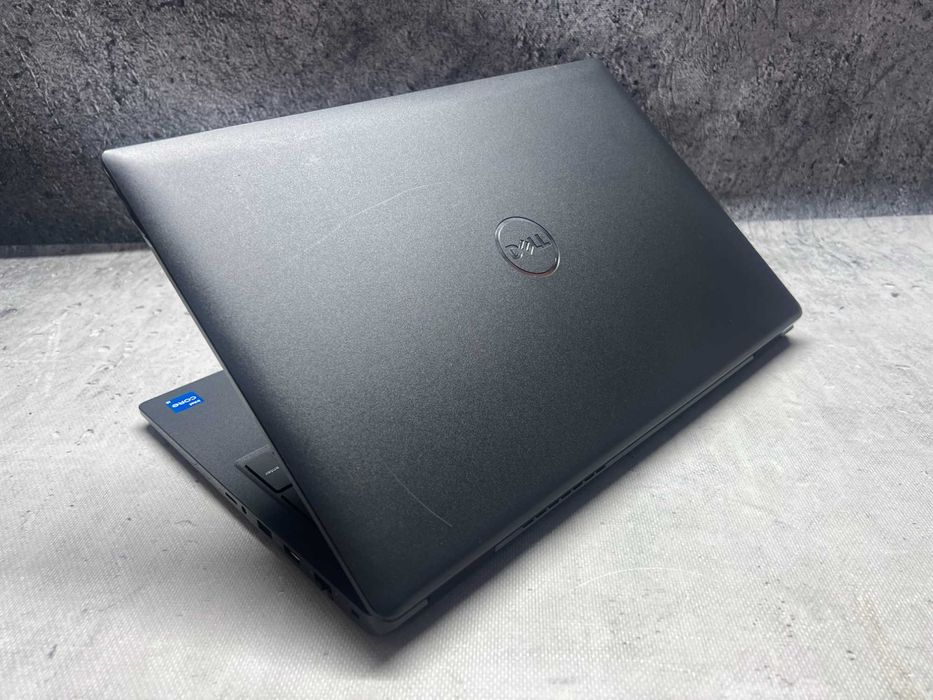 Dell Latitude / i5 1135G7 4.2GHz / 16GB DDR4 / 512SSD / 15.6FHD / W11