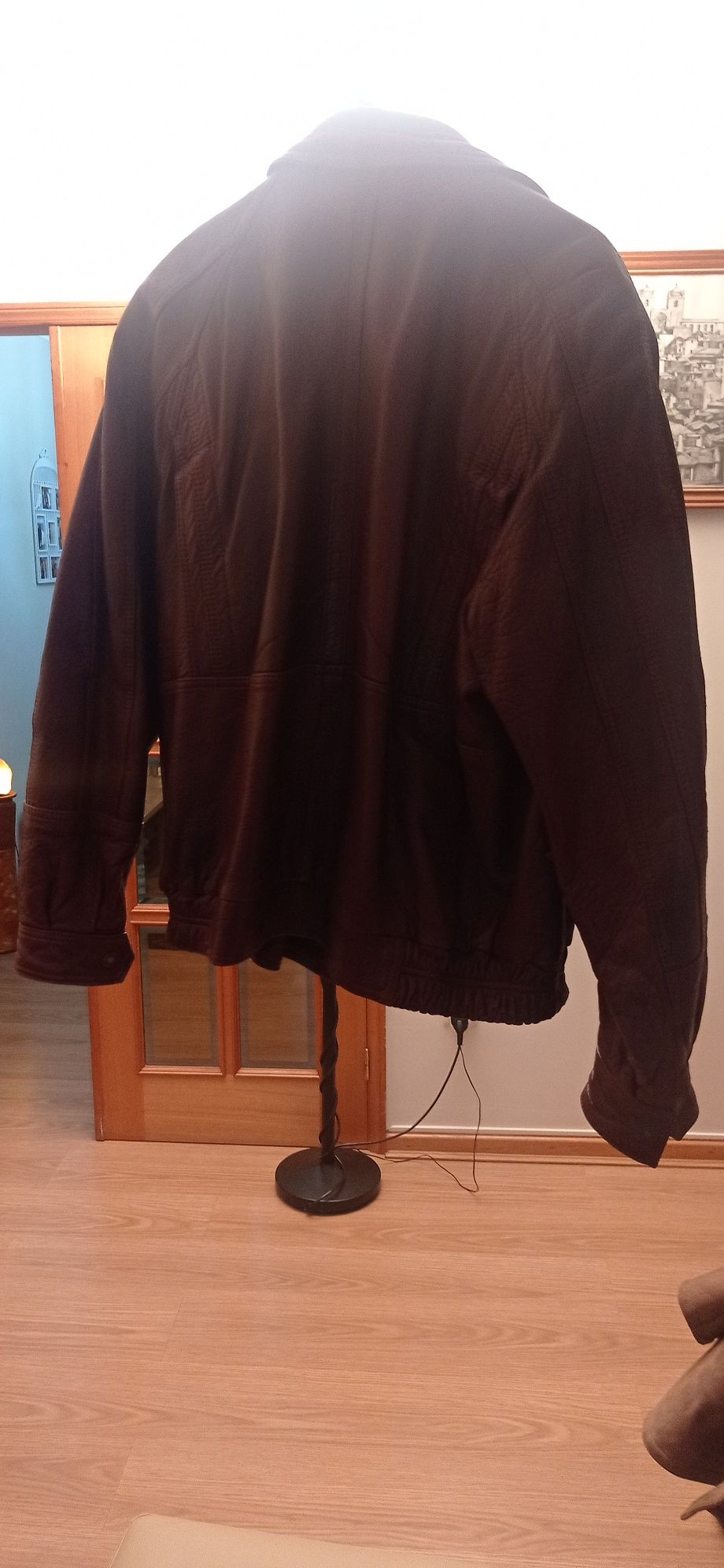Casaca de homem em pele marca La Graccy XL