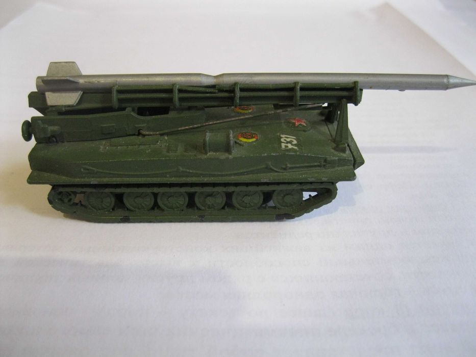 Ракетная установка ГДР 1:87