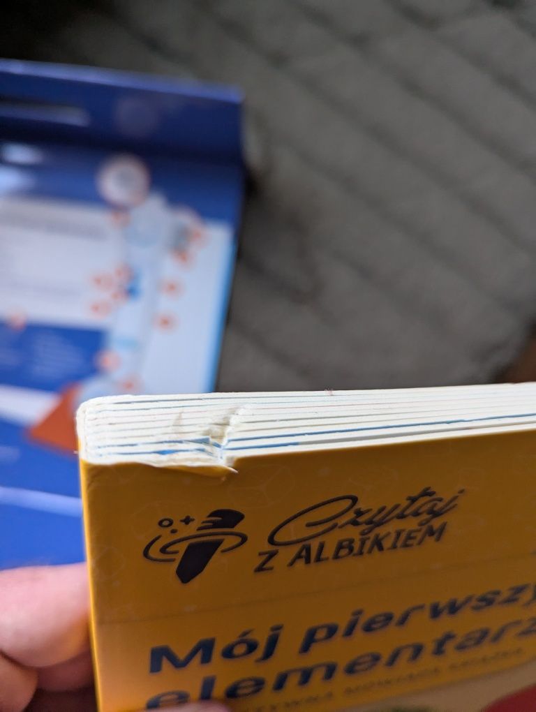 Czytaj z Albikiem , mój pierwszy elementarz z piórem