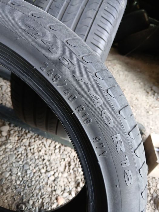 Шини Pirelli 245 40 R 18 2шт Літо Run-flet (463) Резина