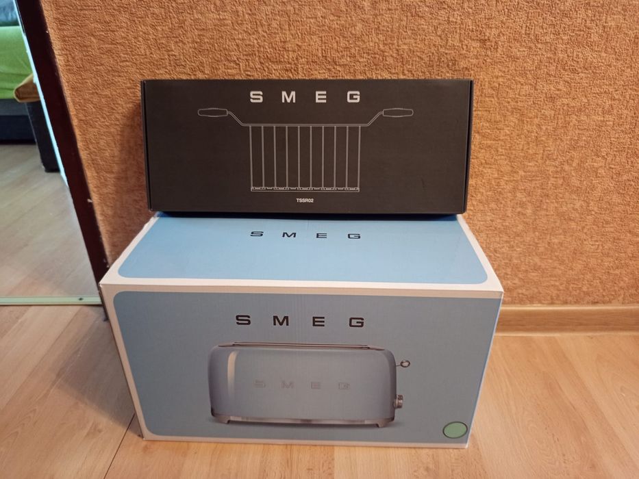 Toster retro Smeg
