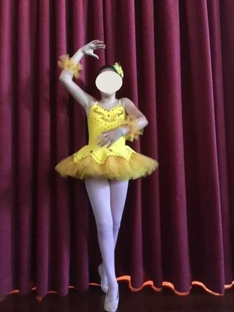 Fatos de bailarina novos, 8 e 11 anos (aproximado)