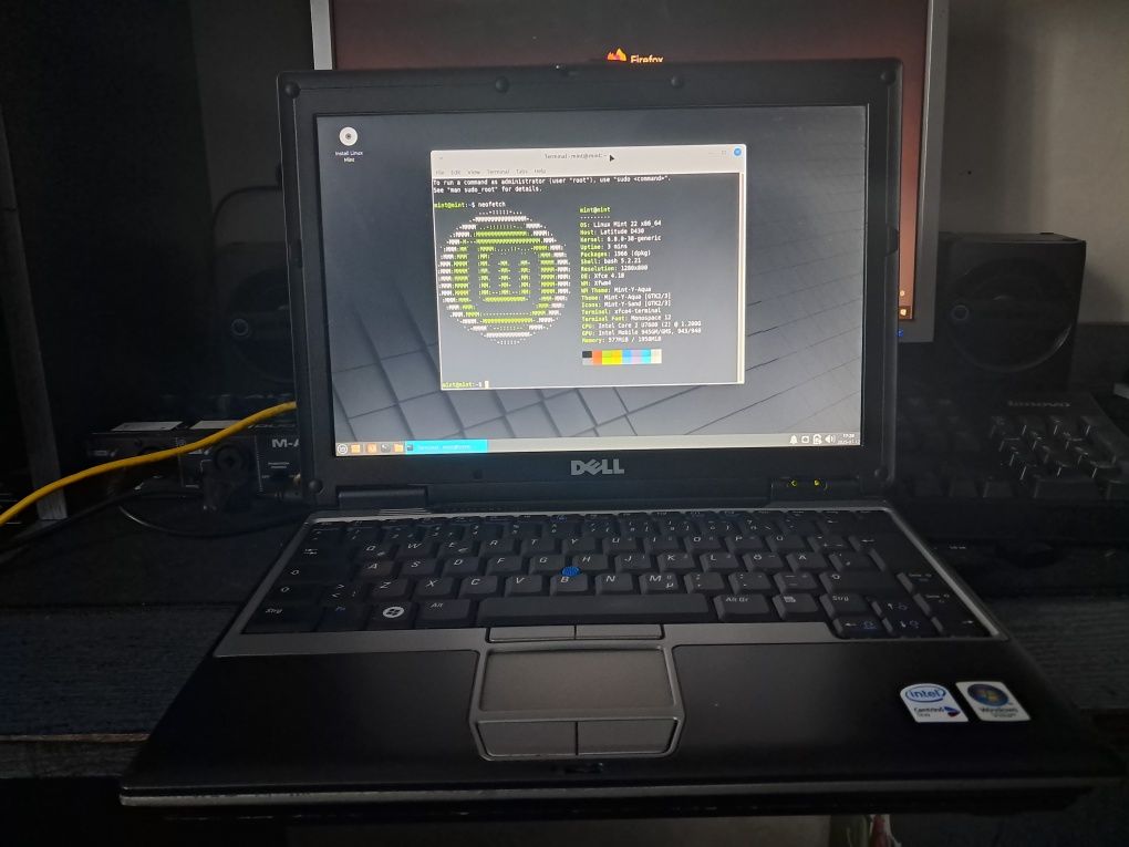 Laptop Dell Latitude D430