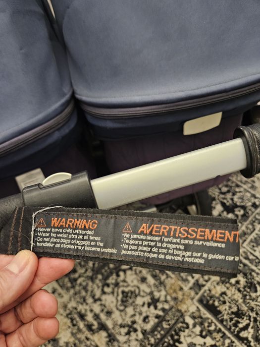 Продам коляска Bugaboo для двойни