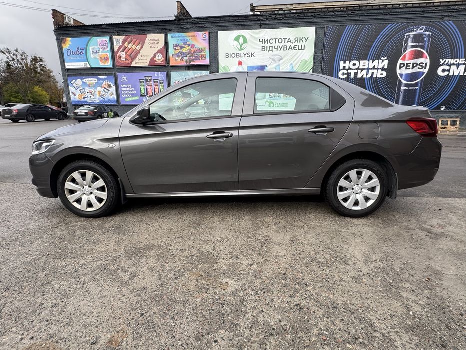 Peugeot 301 офіційний