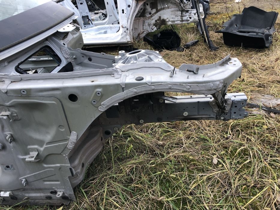 Чверть передня права четверть BMW 3 G20 Колір 490 2019-