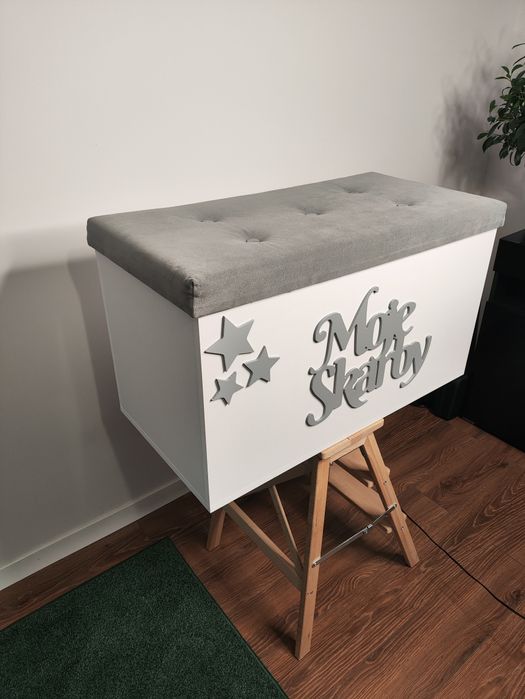 Skrzynia/kufer na zabawki z siedziskiem „Moje Skarby” 80×42×46 cm