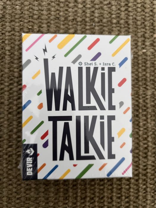walkie talkie, jogo de cartas, nunca aberto, selado