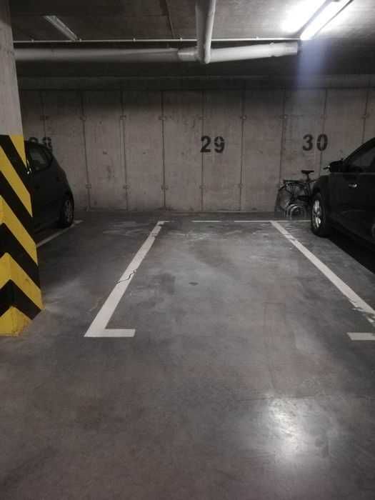 Miejsce parkingowe Koralowa 23