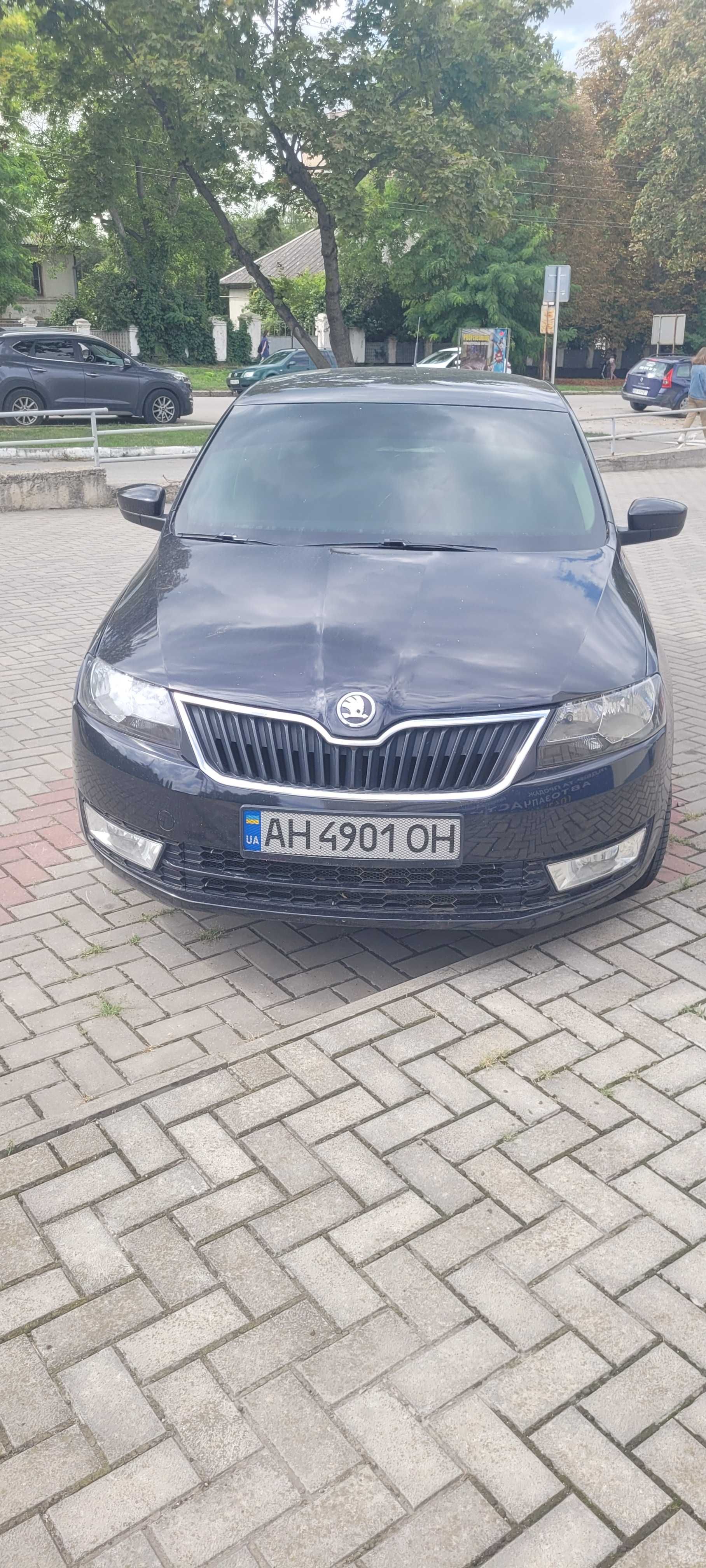 Skoda rapid автомобиль