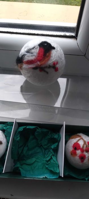 Bombky z welny naturalne