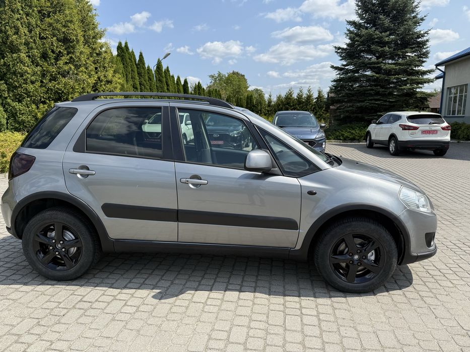 Suzuki sx 4 cross