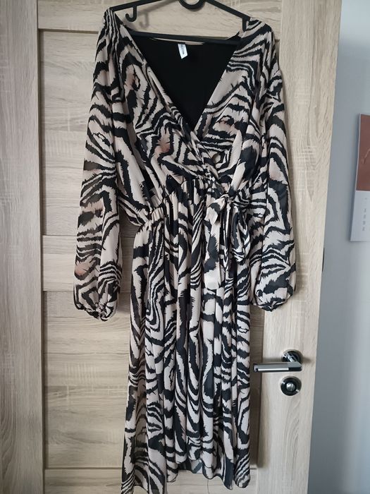 Sukienka maxi zwierzęcy print hit sezonu, założona raz !