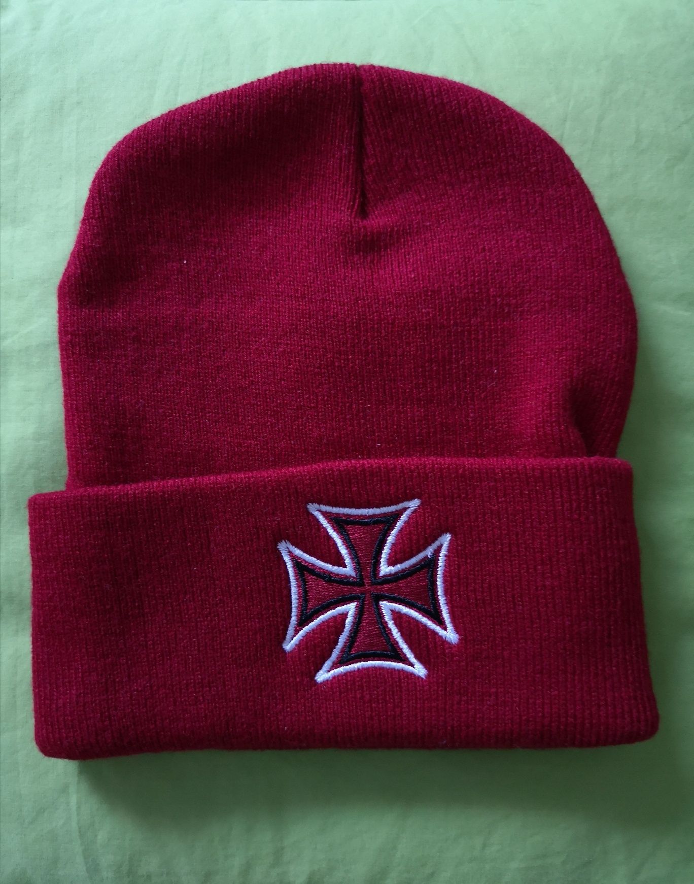 Gorro (Independent cross)