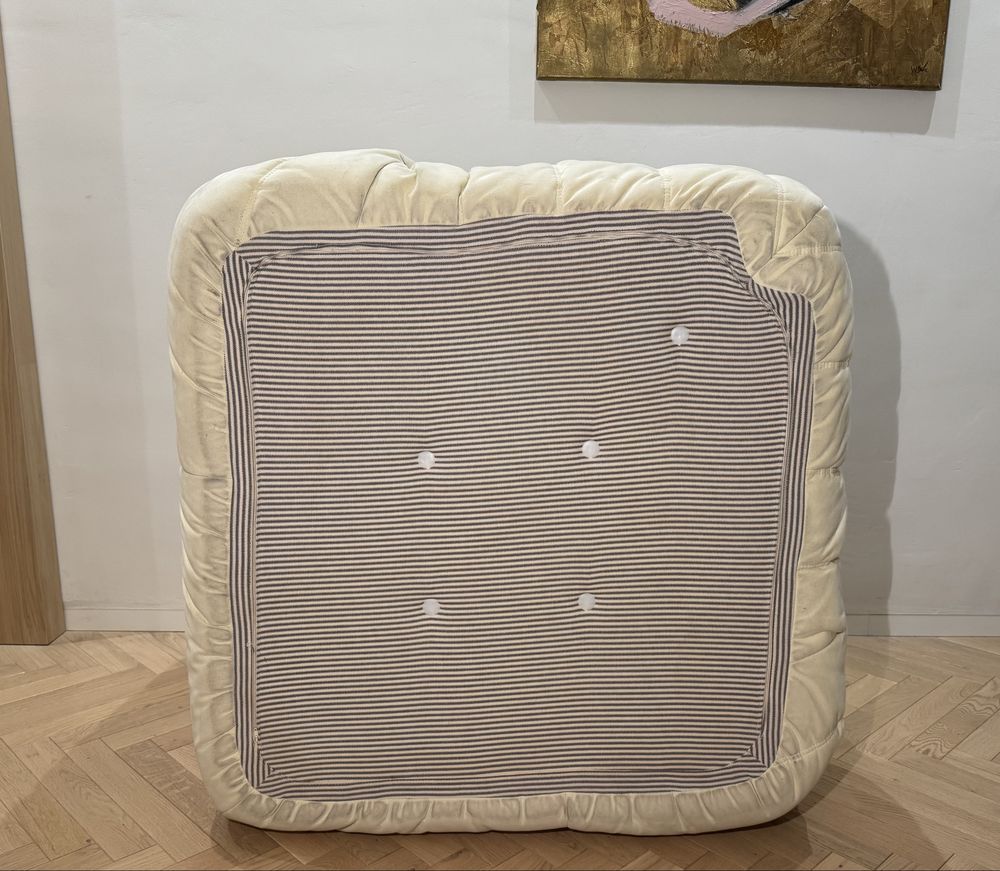 Fotel Togo Ligne Roset Narożnik sofa Eggshell