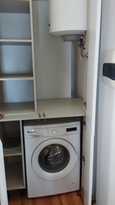 Apartamento T1 - Praça 8 de Maio - Remodelado, mobilado e equipado