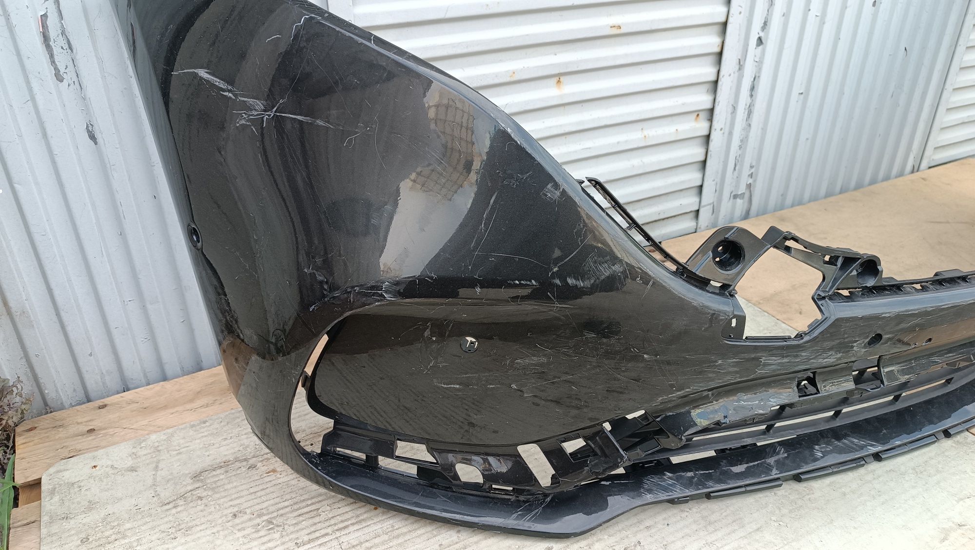 Vendo parachoque de frente Mercedes EQC N293 AMG ano 2019/21