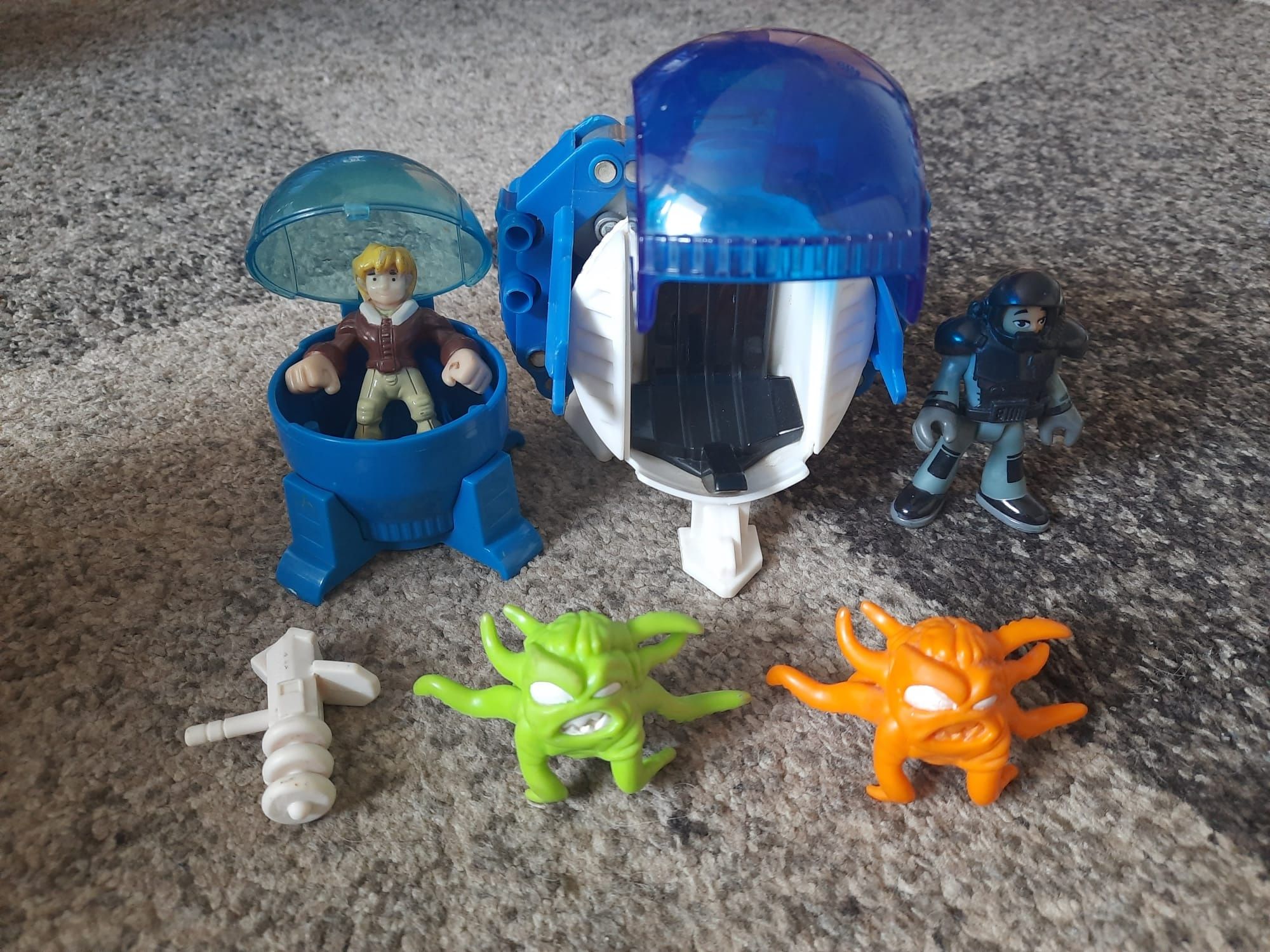 Imaginext Fisher Price stacja kosmiczna plus statek kosmiczny, kapsuła