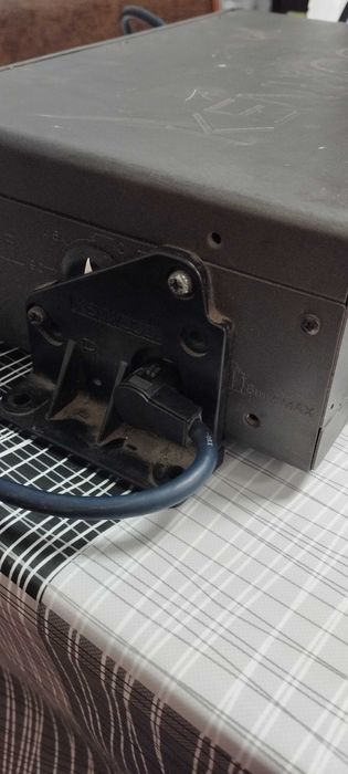 Продам CD ченьжер KENWOOD KDC-C717Y