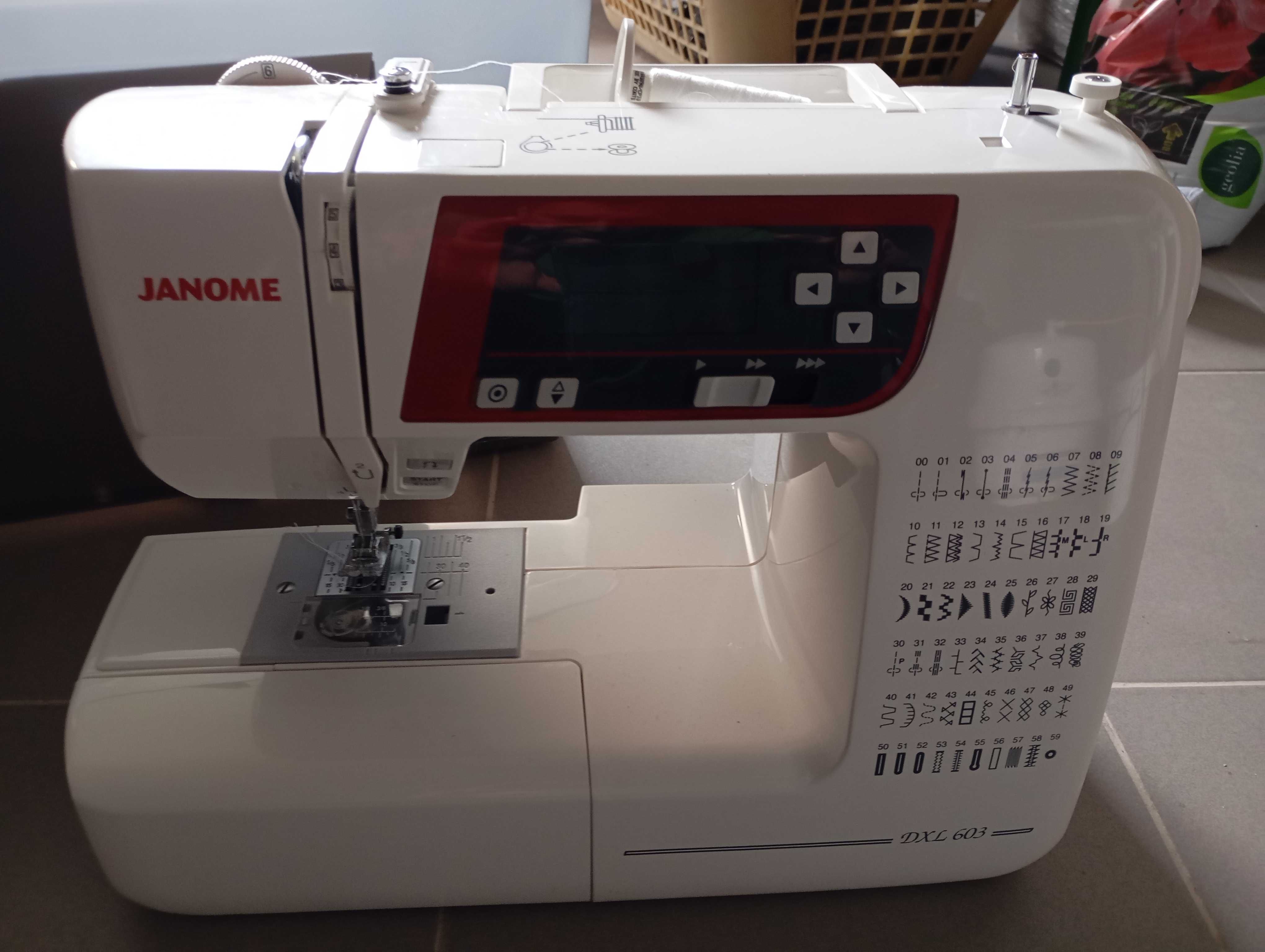 Maszyna do szycia Janome DXL 603