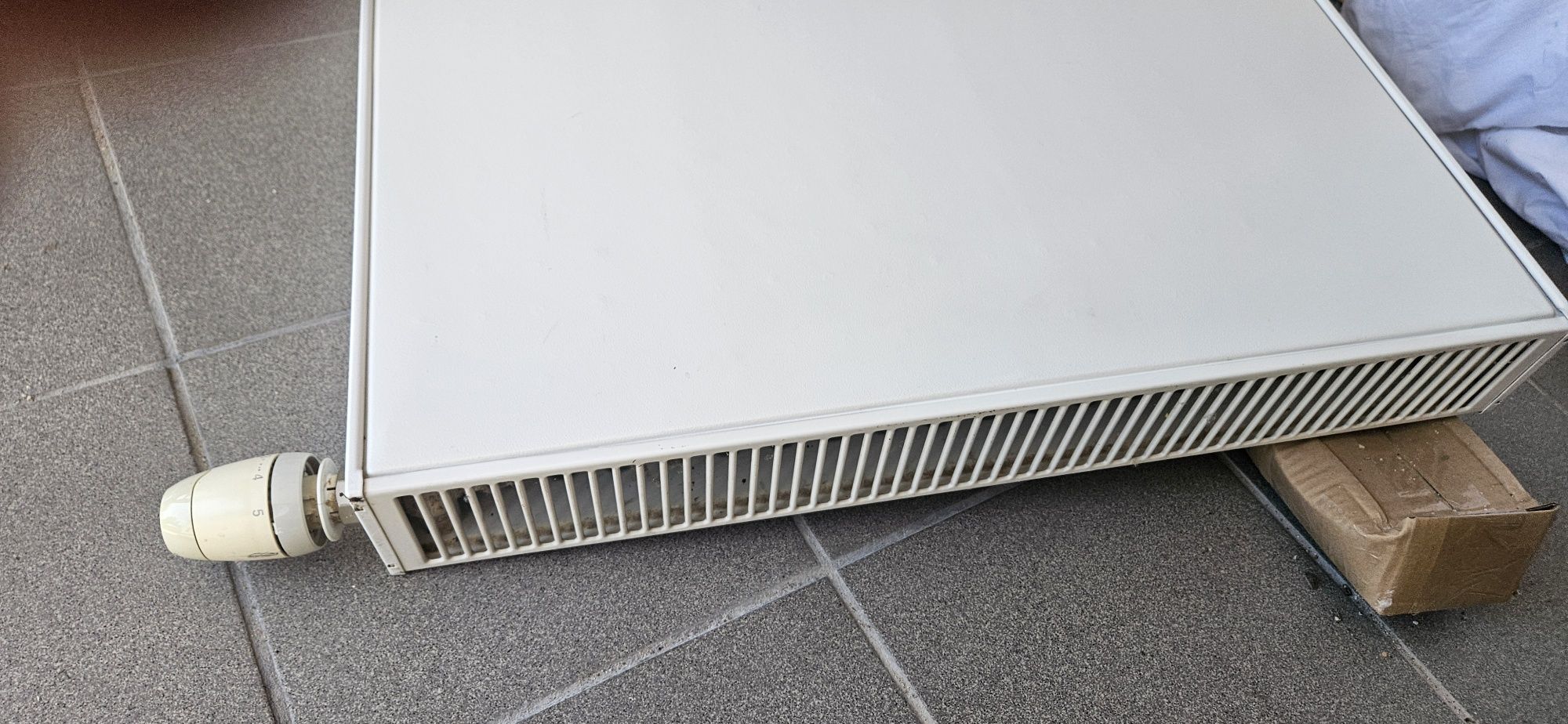 Sprzedam grzejnik aluminiowe w bardzo dobrym stanie.