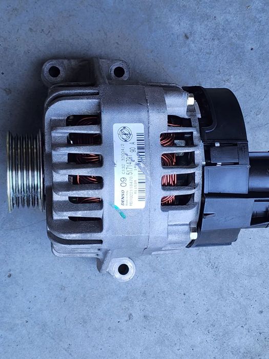 Fiat Panda Punto alternator 51714791   90A