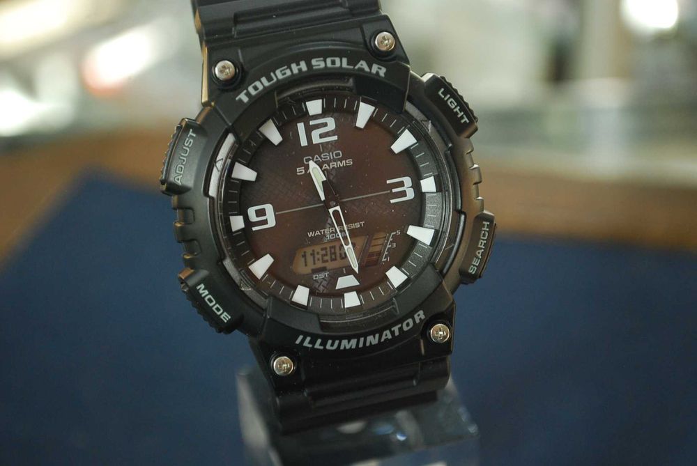 Zegarek męski Casio AQ-S810W-1A