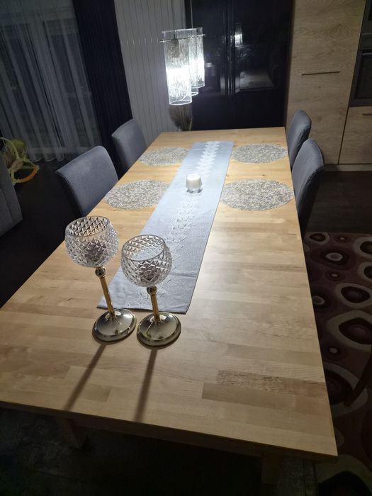 Sprzedam duży stół