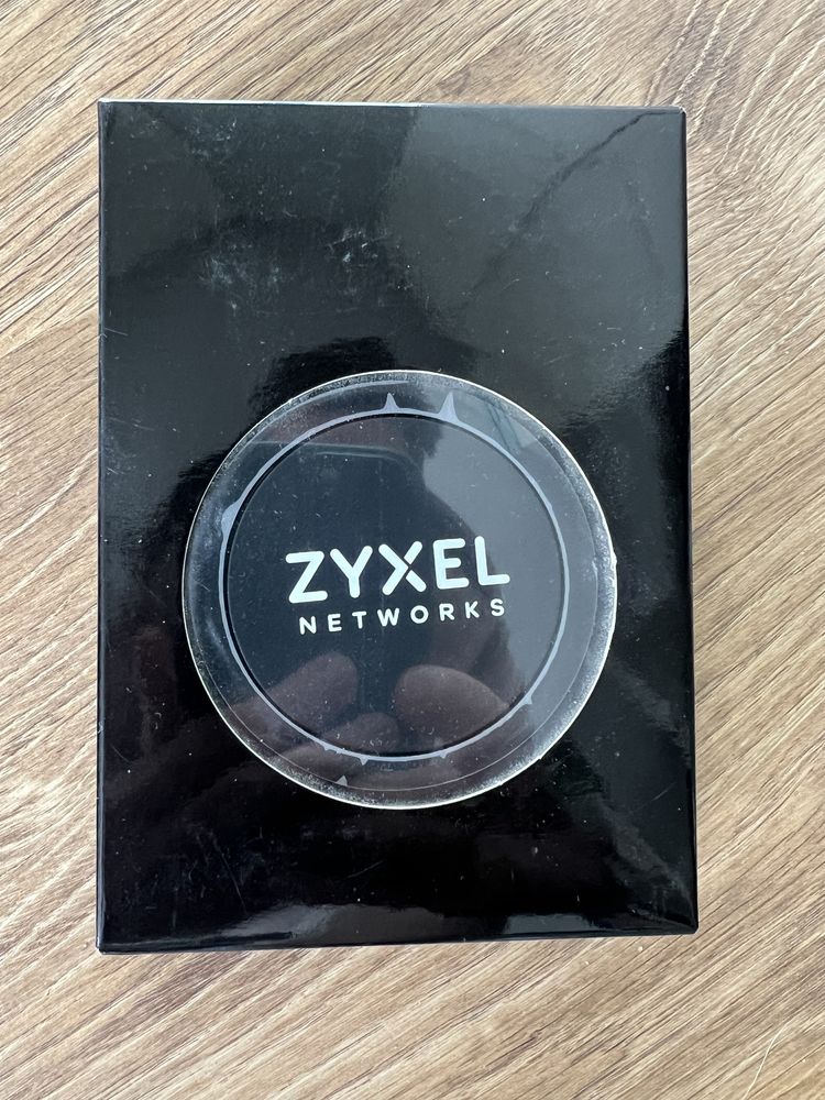 Nowa ładowarka indukcyjna Zyxel Networks