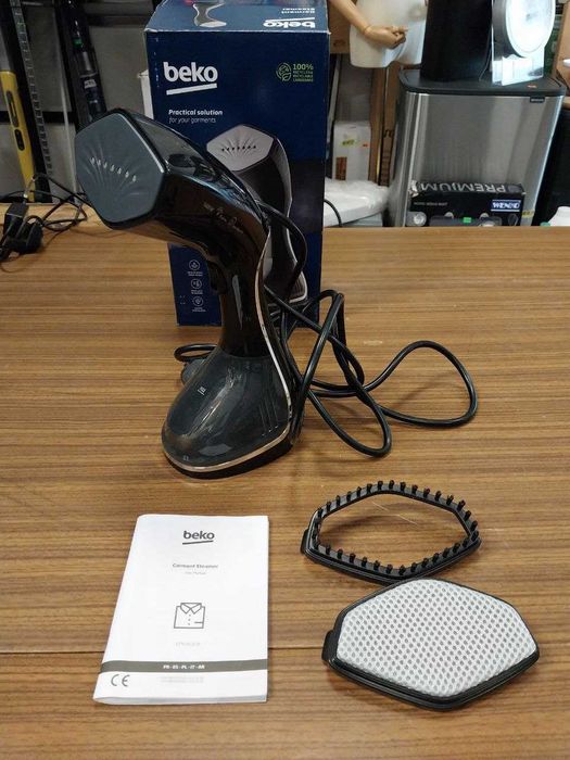 Parownica do ubrań Beko STM4116B