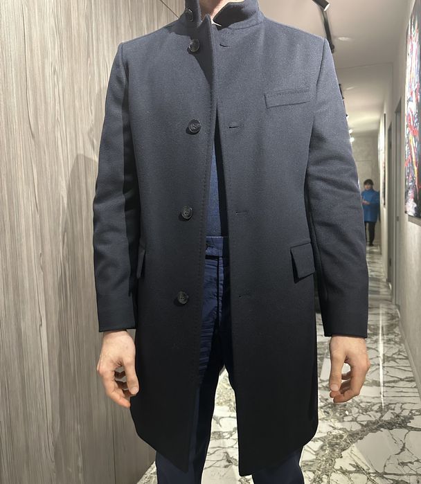 Продається кашемірове чоловіче пальто Hugo, 48-50р, оригінал,