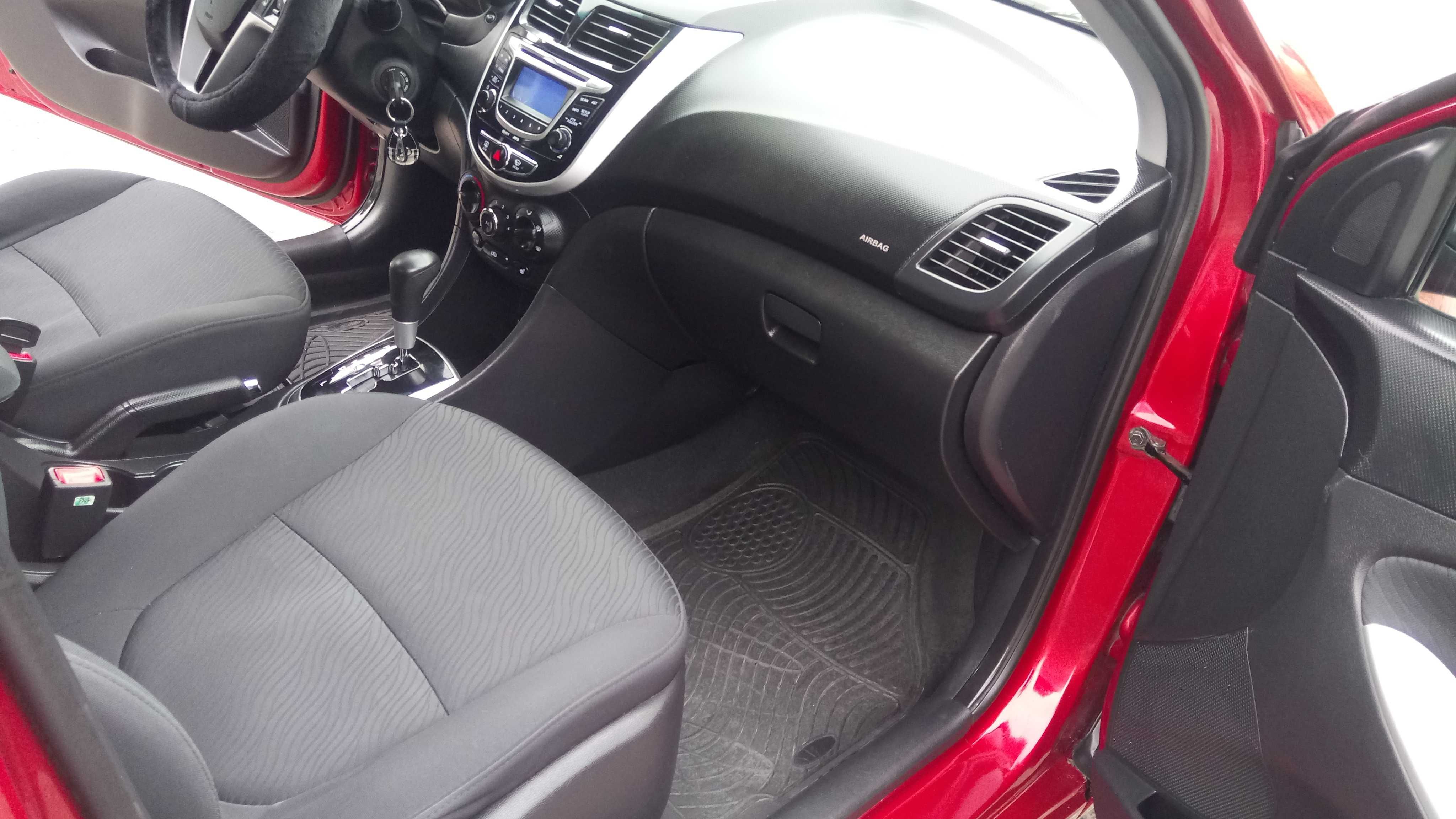 Хюндай акцент автомат 1,6 бензин Hyundai Accent automat 2011 год авто