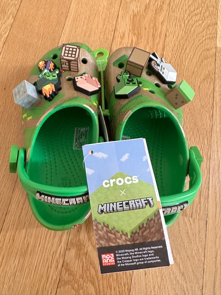 Оригінальні крокси в стилі Майнкрафт Kids' Minecraft Elevated Clog.