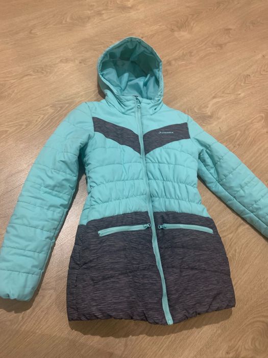 Курточка фирменная демисезонная для девочки