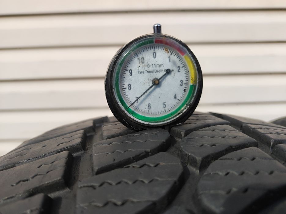 235.65.16c Dwie opony zimowe Kormoran Vanpro Winter