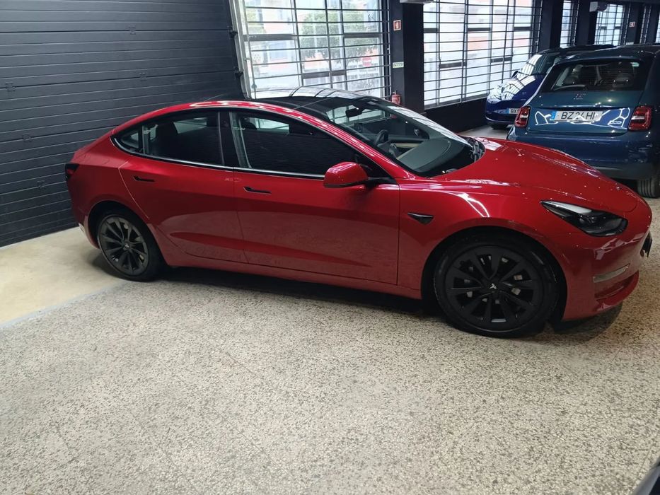 Tesla Model 3 Long-Range Dual Motor AWD
