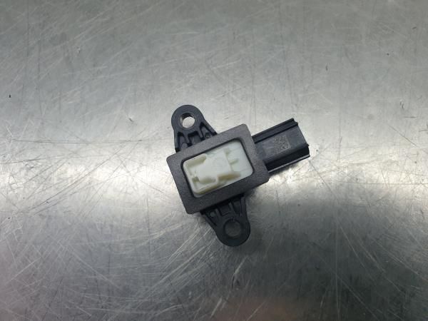 Sensor airbag frente direito FORD Ka+