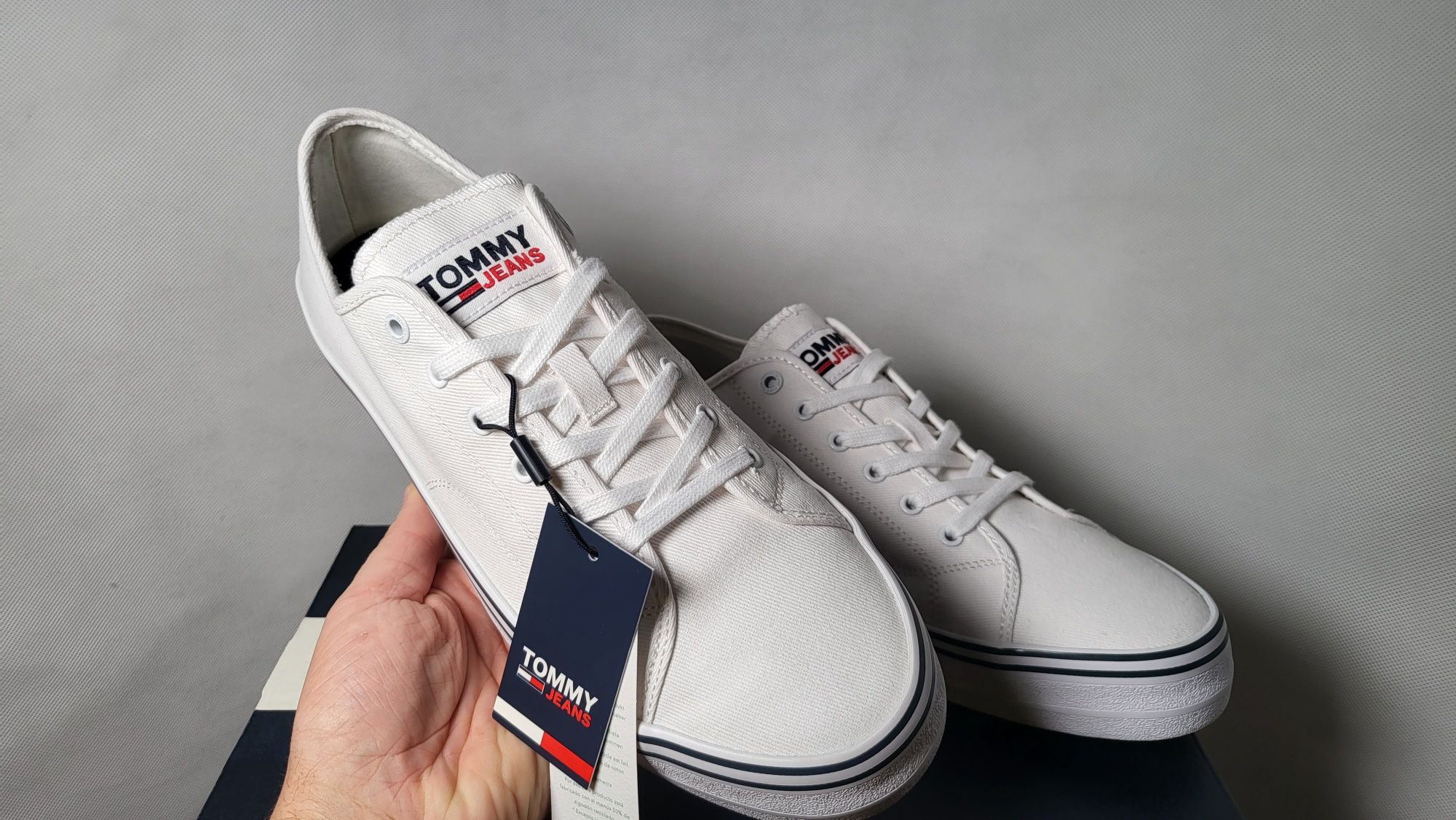 Buty Tommy Hilfiger r 45 męskie sportowe ORYGINALNE