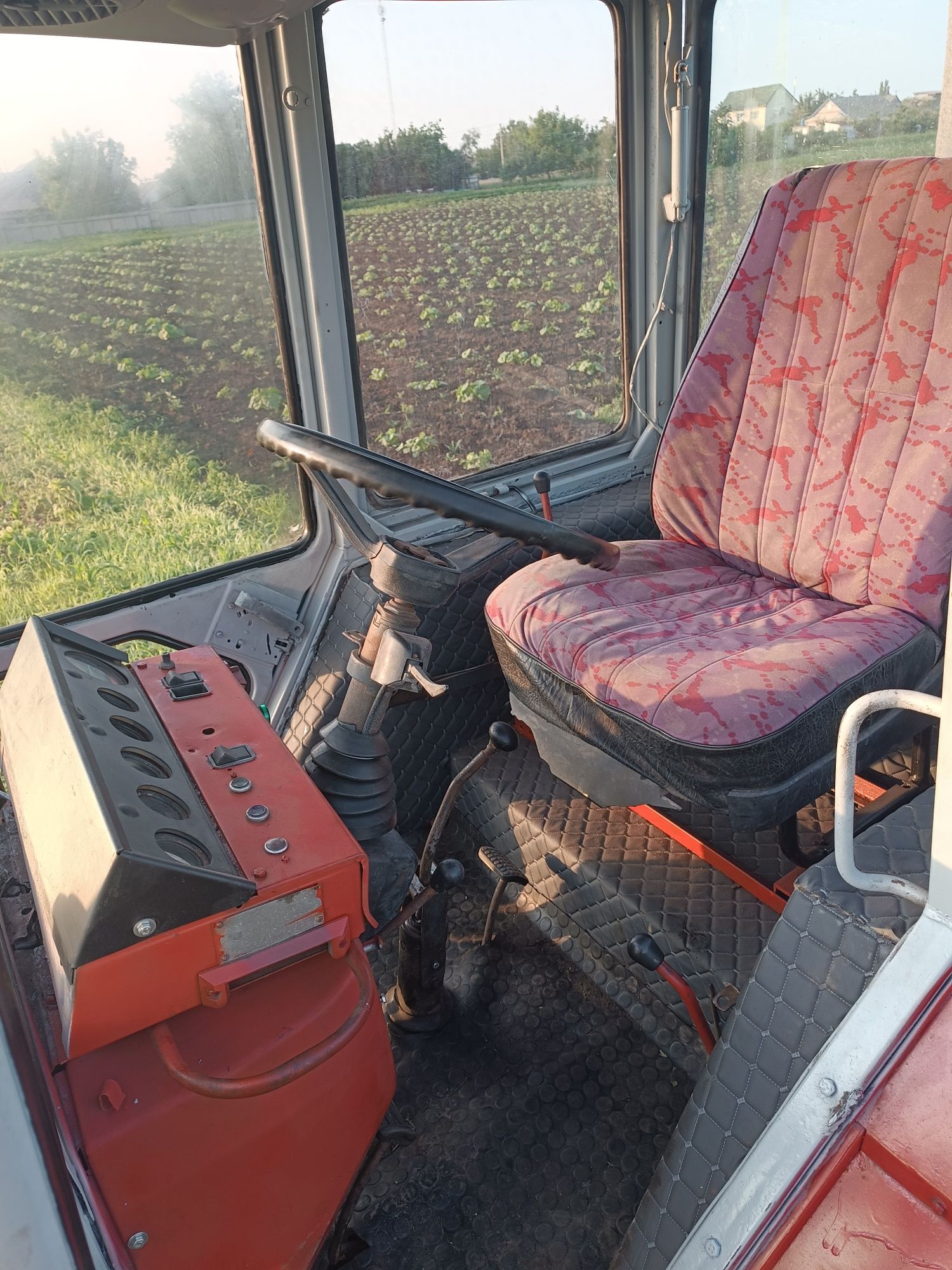 Продам ЮМЗ 8040, 2003 року, в полі не був