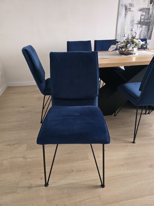 Krzesła tapicerowane welur