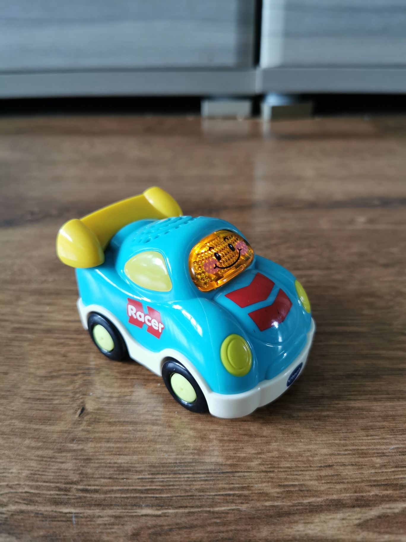 Autko interaktywne tut tut vtech