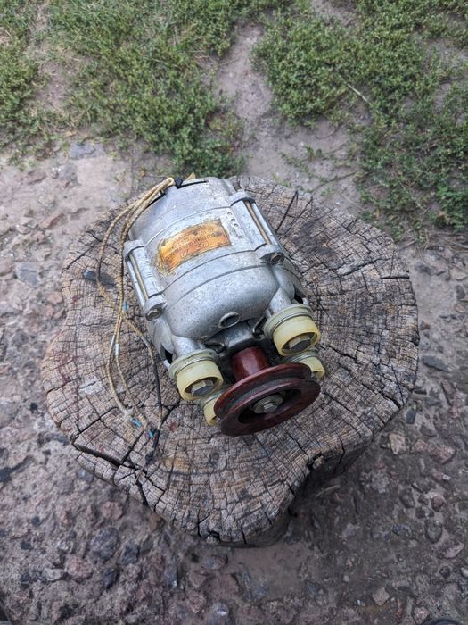 Электродвигатель стиральной машины Лыбидь.