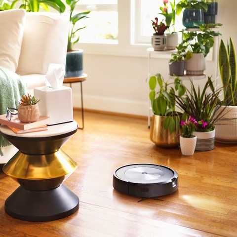 Робот пилосос iRobot Roomba J7+ USA 110В