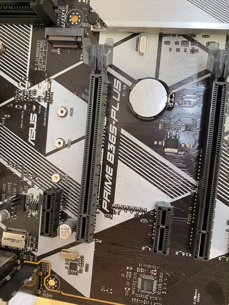 Материнка Asus prime b365 plus