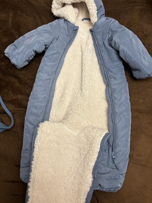 Зимовивий комібнезон H&M + зимова шапка