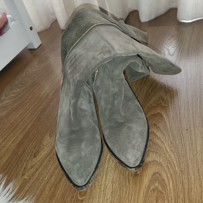 Botas cinza em pele genuina EUREKA n° 39