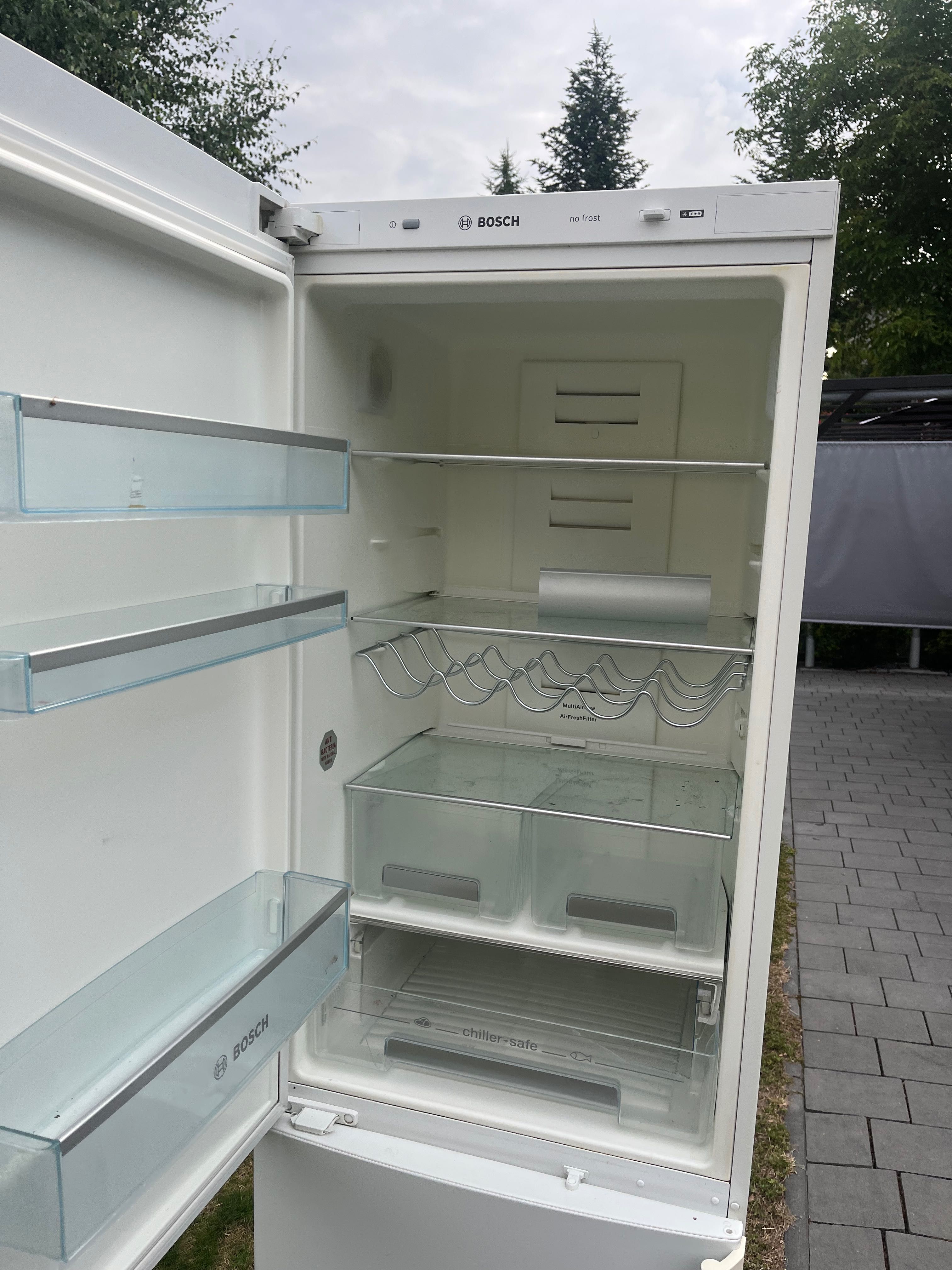 Lodówka Bosch KGN36A00 284  litry chłodziarko zamrażalnik