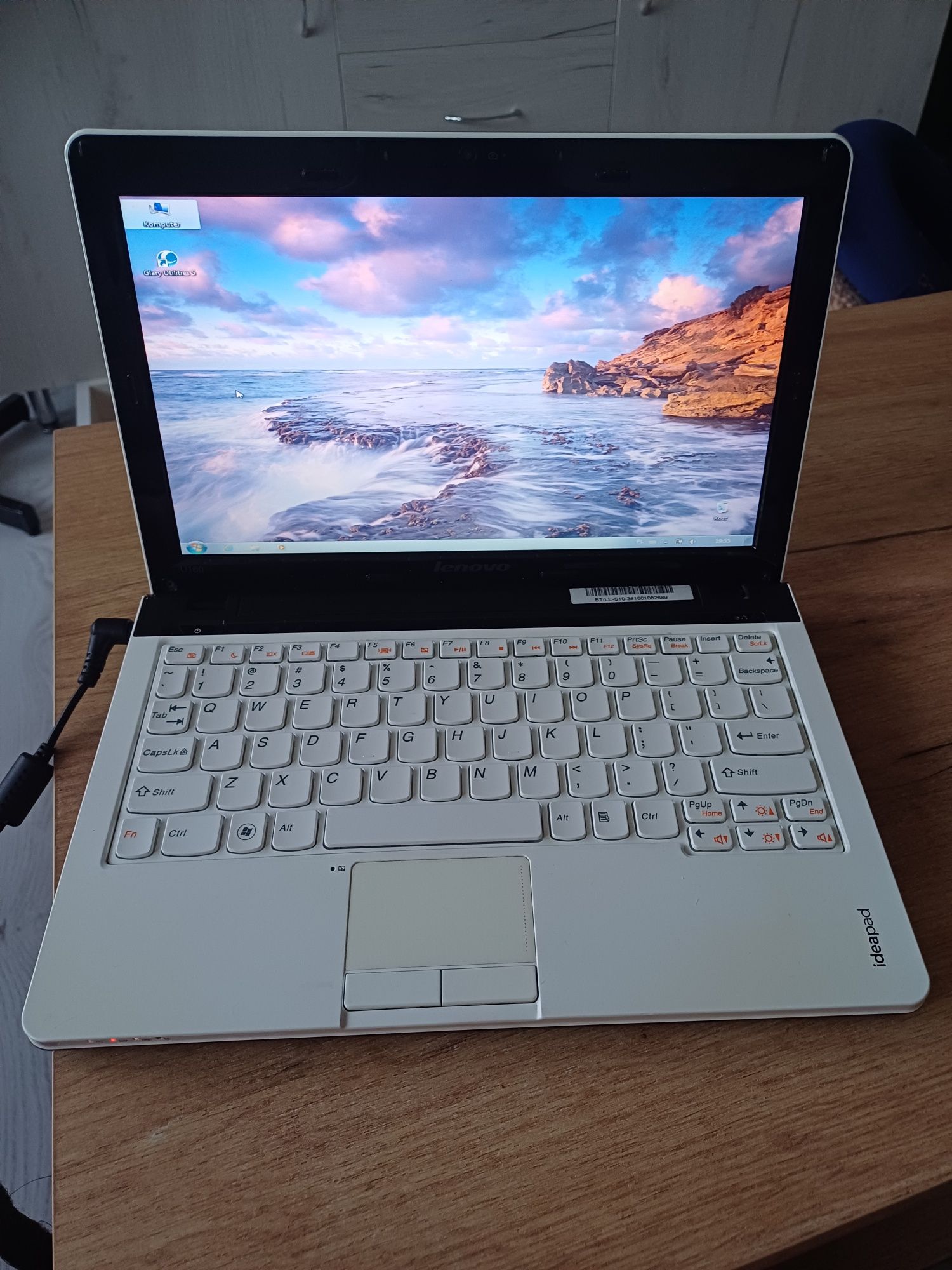 Laptop Lenovo Ideapad U160