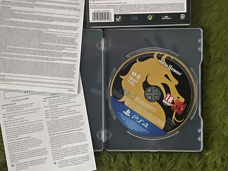 Продам Mortal Kombat 11 steelbook Premium Edition PS4